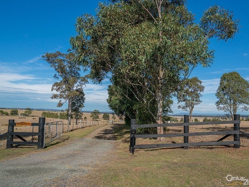 131 Quarry Road, Farley NSW 2320