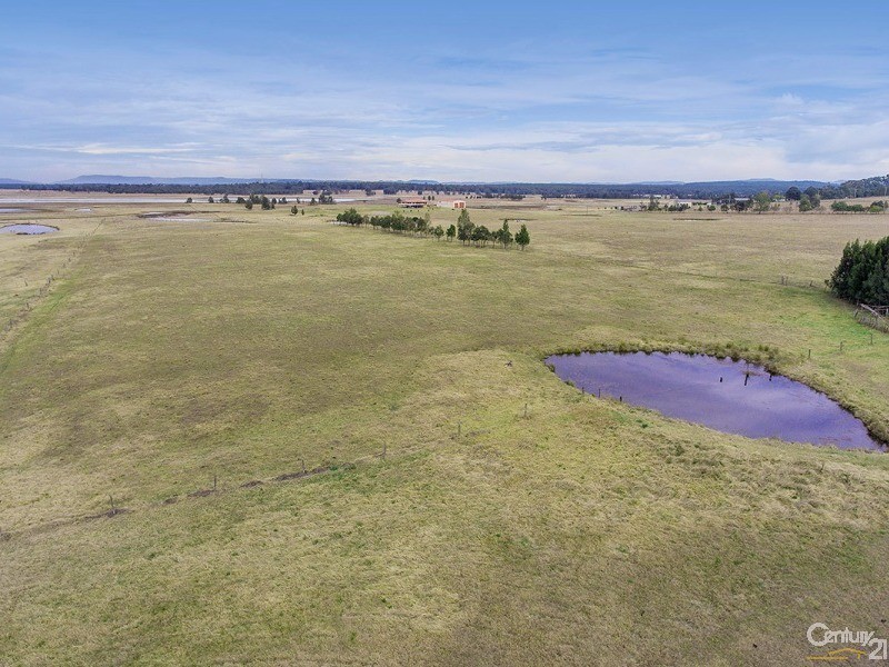 131 Quarry Road, Farley NSW 2320