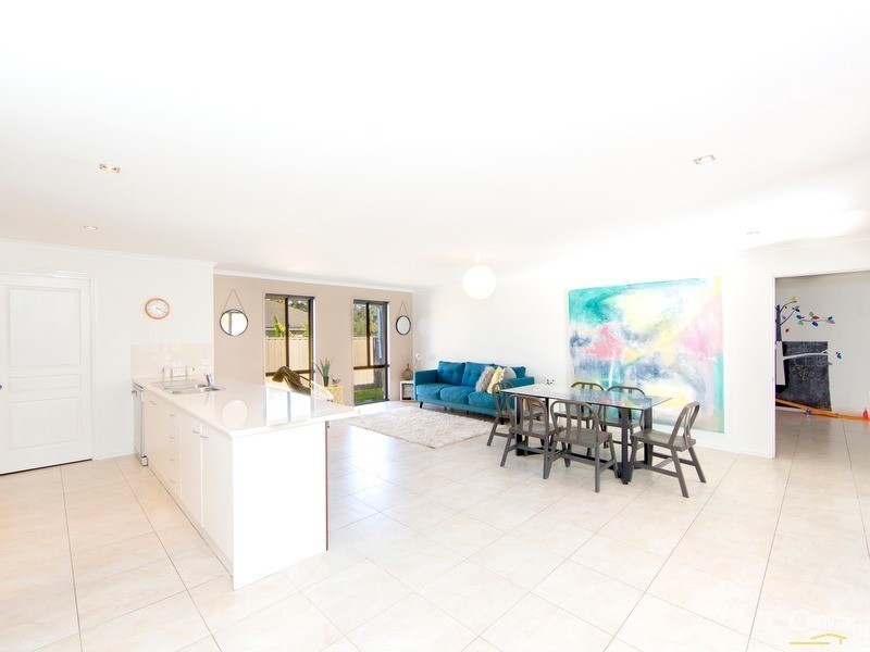 32 Jergi Close, Charlestown NSW 2290