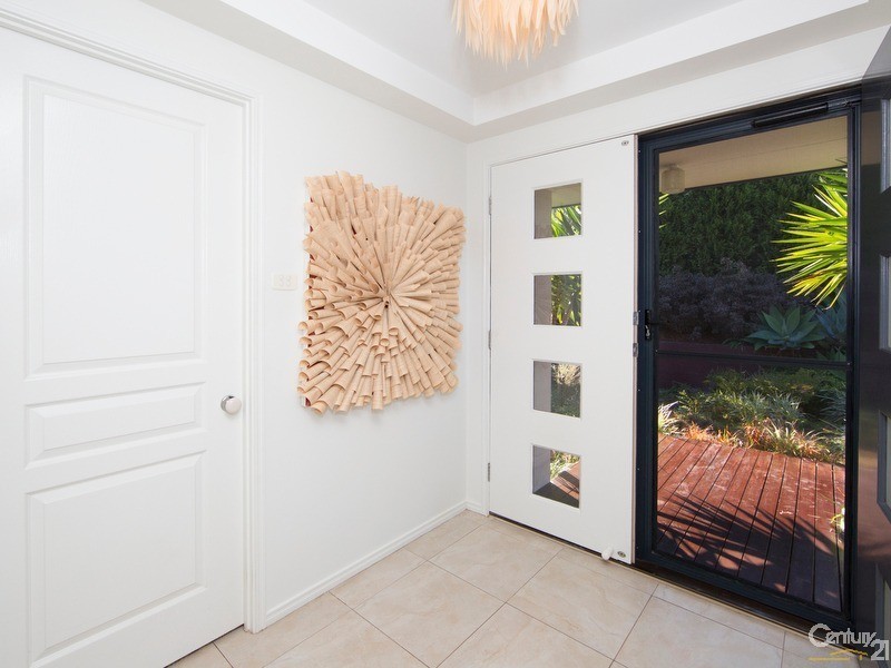 32 Jergi Close, Charlestown NSW 2290