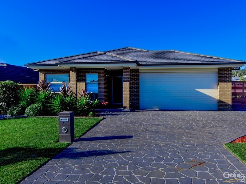 22 Bimbimie Street, Fletcher NSW 2287