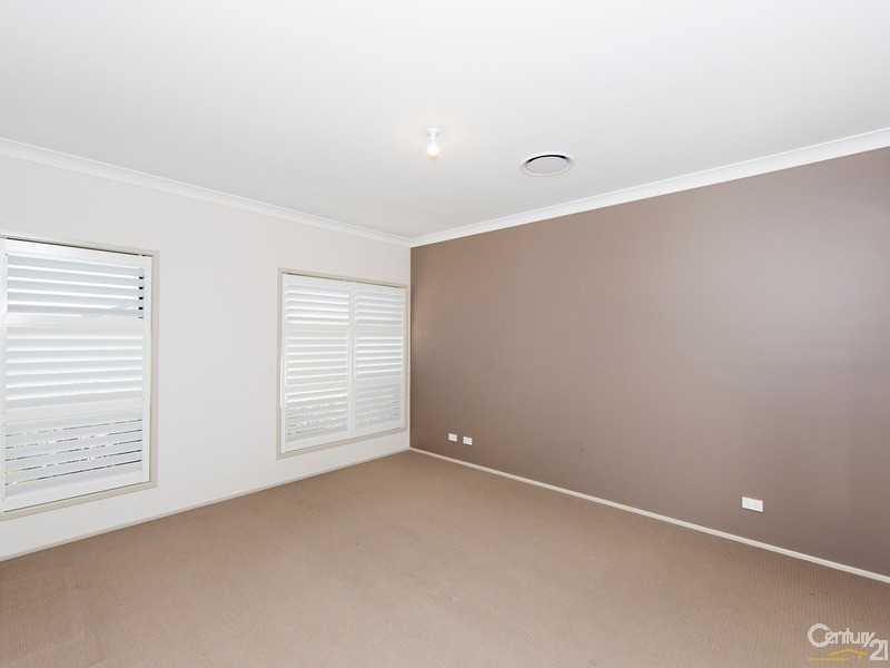 22 Bimbimie Street, Fletcher NSW 2287