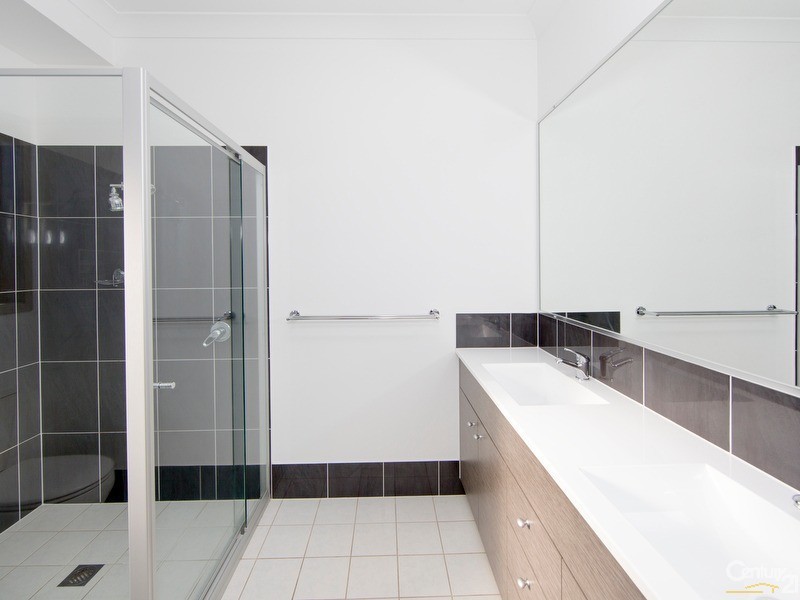 22 Bimbimie Street, Fletcher NSW 2287