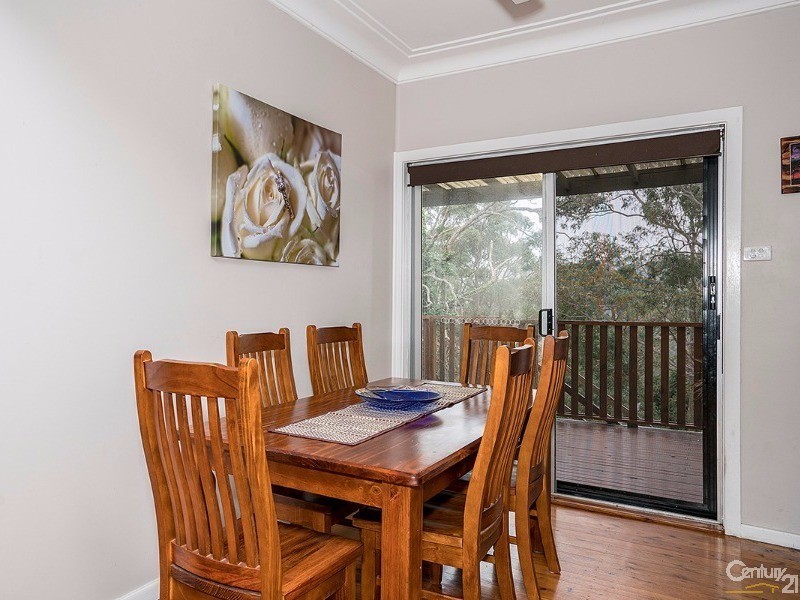 27 Springfield Avenue, Kotara NSW 2289