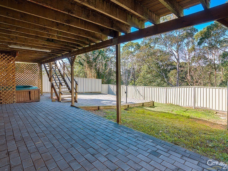 27 Springfield Avenue, Kotara NSW 2289
