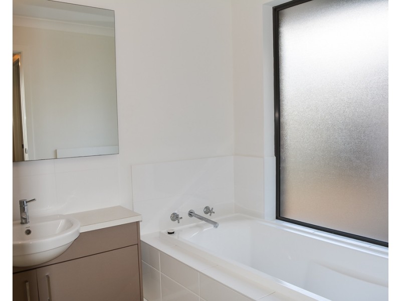 13 Groundsel Street, Fern Bay NSW 2295