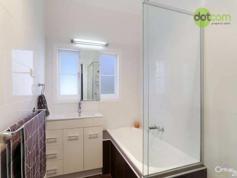 2 Garry Street, Waratah NSW 2298