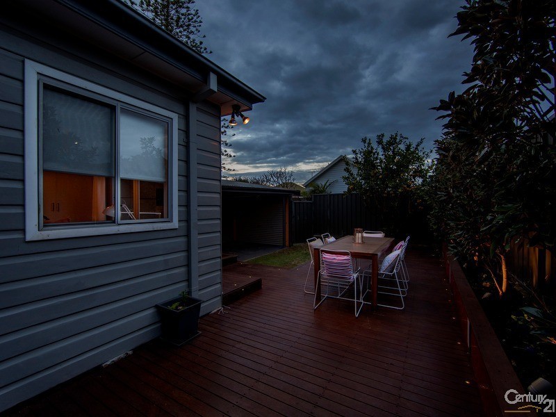 45 King Street, Stockton NSW 2295