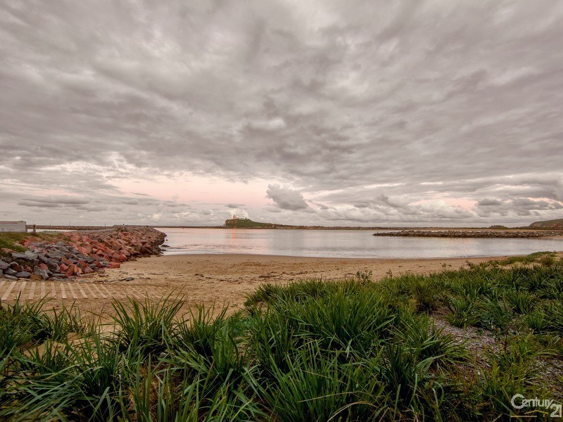 45 King Street, Stockton NSW 2295