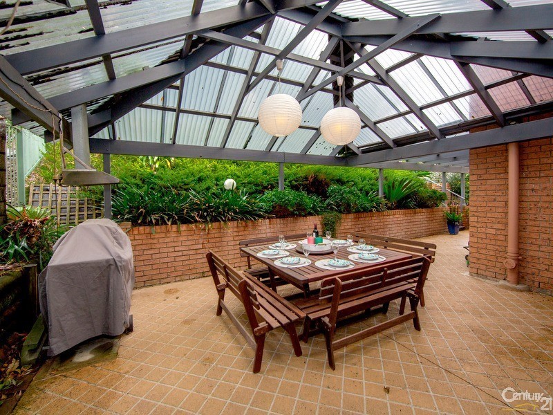 6 Fernleigh Place, New Lambton Heights NSW 2305