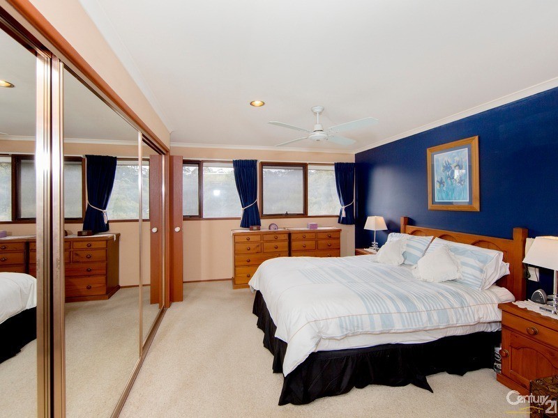 6 Fernleigh Place, New Lambton Heights NSW 2305