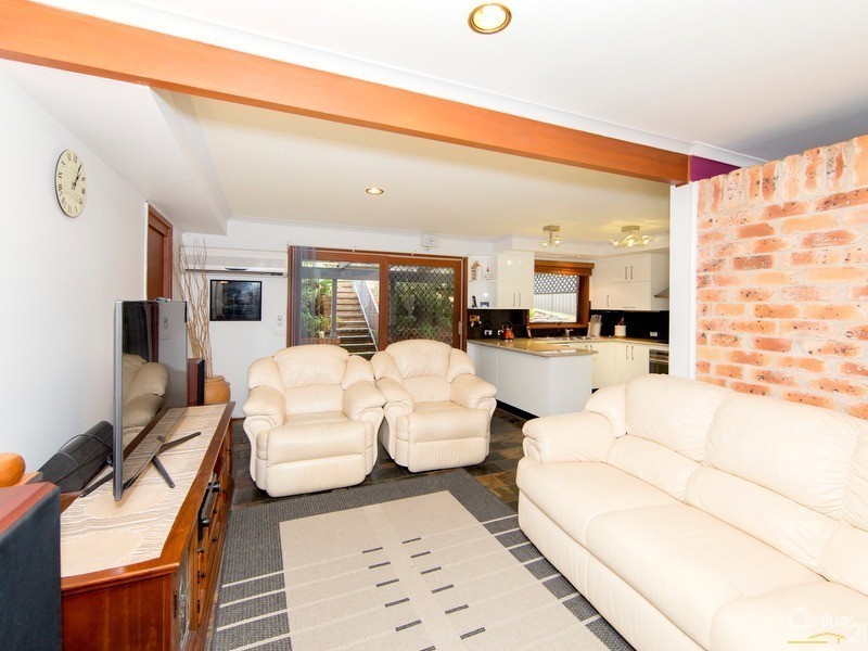 6 Fernleigh Place, New Lambton Heights NSW 2305