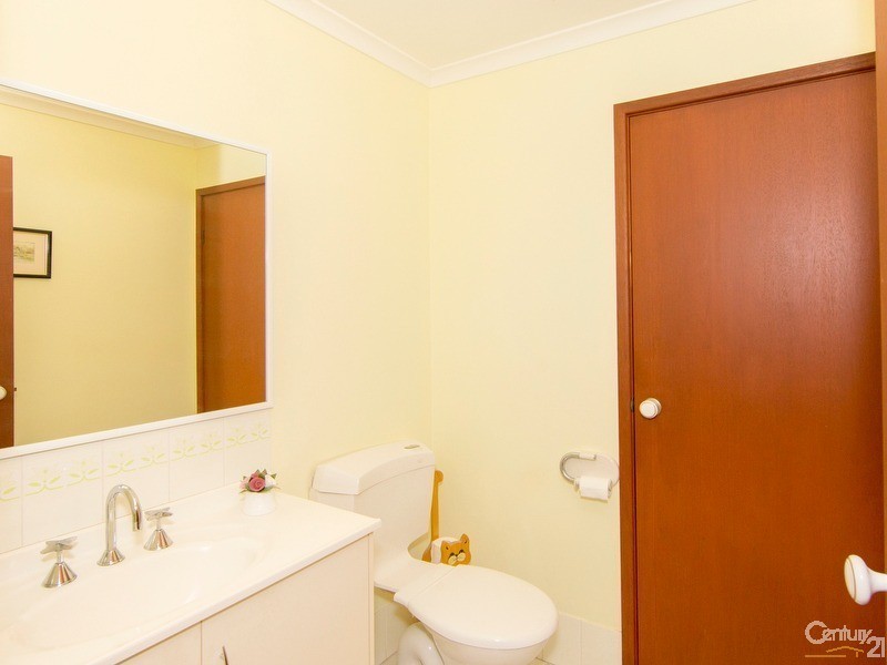 6 Fernleigh Place, New Lambton Heights NSW 2305