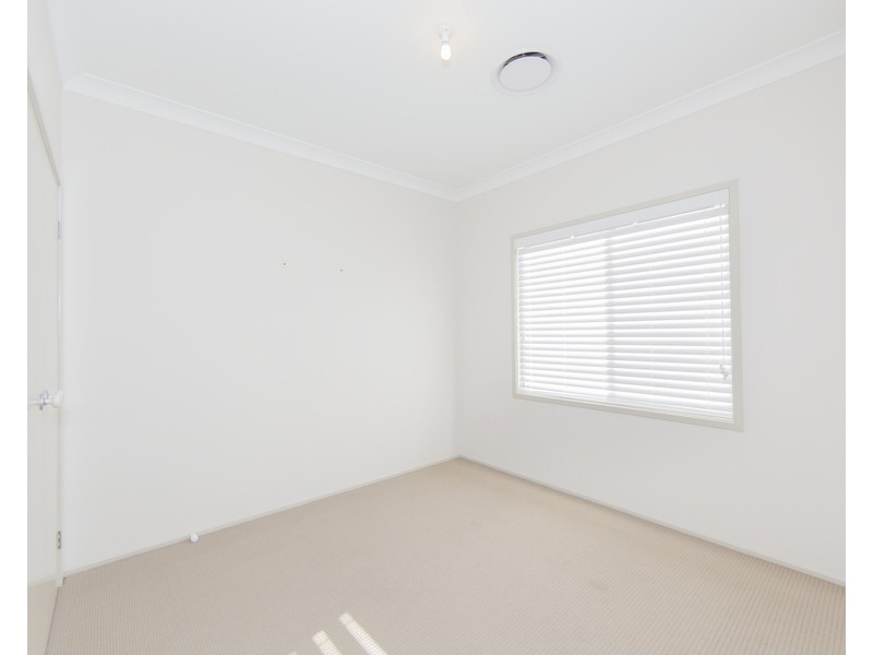 22 Bimbimie Street, Fletcher NSW 2287