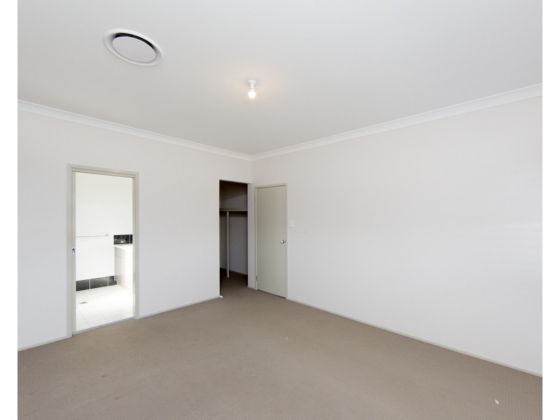 22 Bimbimie Street, Fletcher NSW 2287