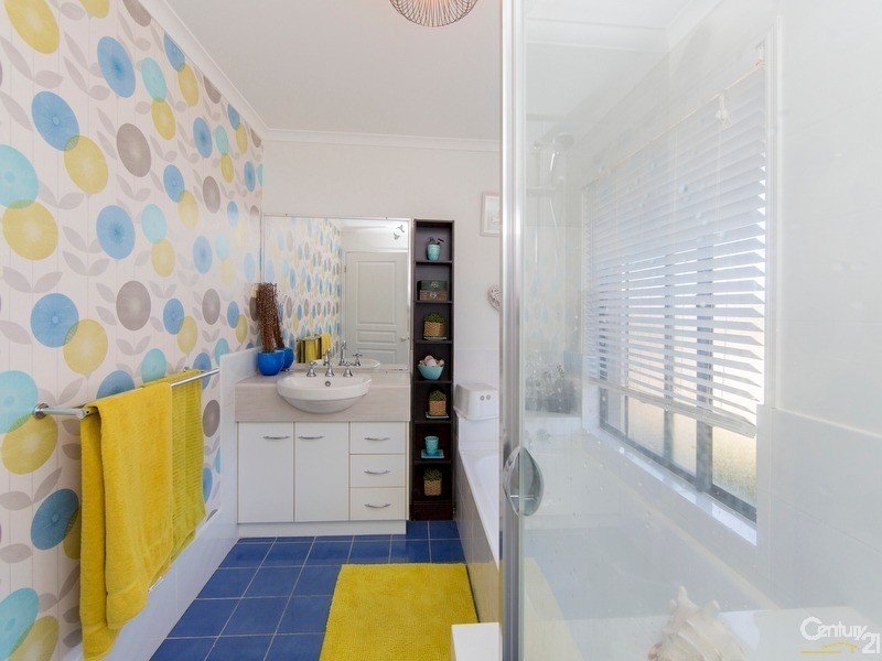 32 Jergi Close, Charlestown NSW 2290