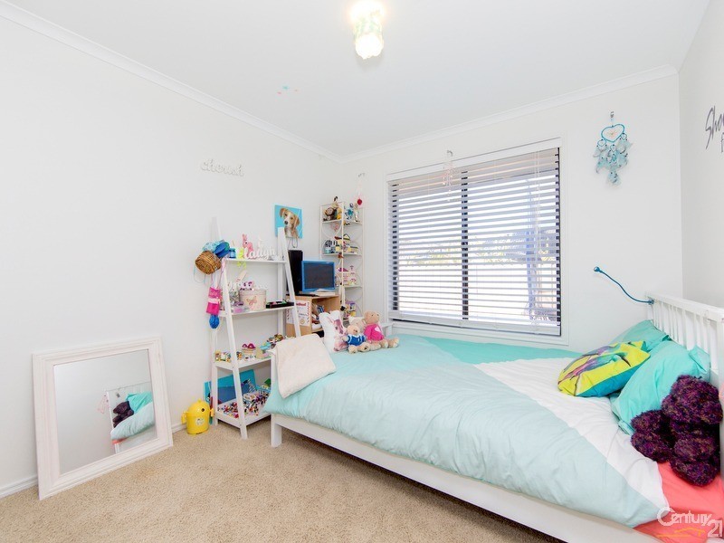32 Jergi Close, Charlestown NSW 2290