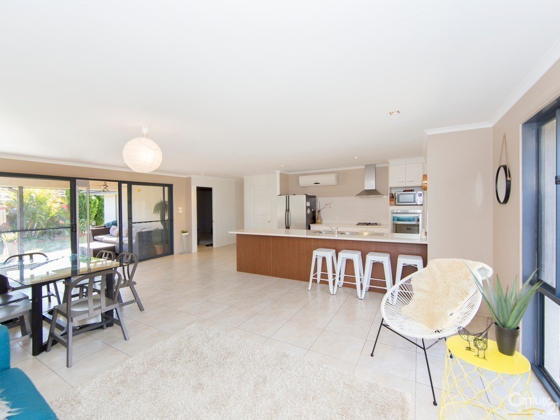 32 Jergi Close, Charlestown NSW 2290