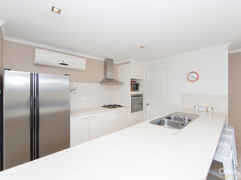 32 Jergi Close, Charlestown NSW 2290