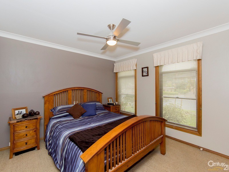 10 Minchinbury Close, Eleebana NSW 2282