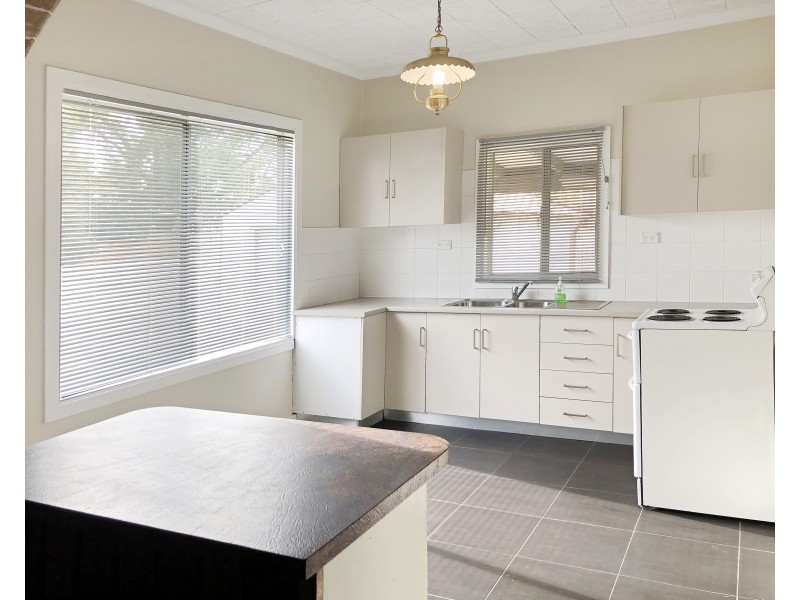 353 Lake Road, Glendale NSW 2285