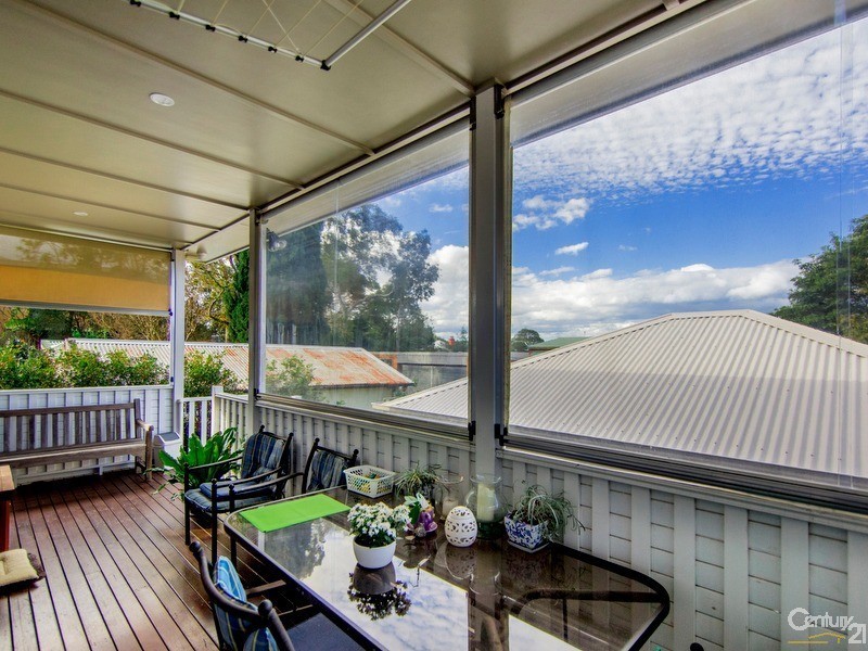 211 Gosford Road, Adamstown NSW 2289