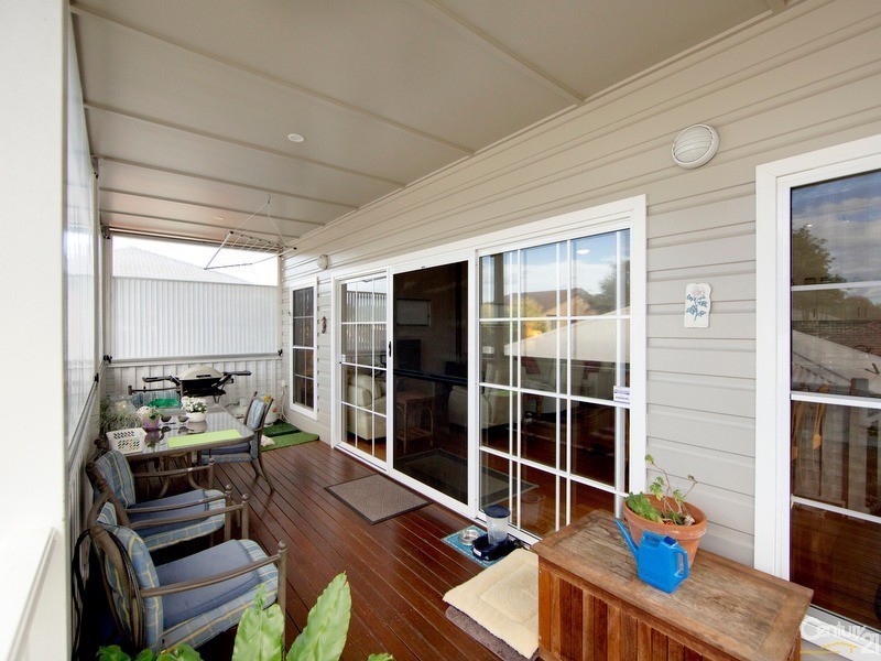 211 Gosford Road, Adamstown NSW 2289