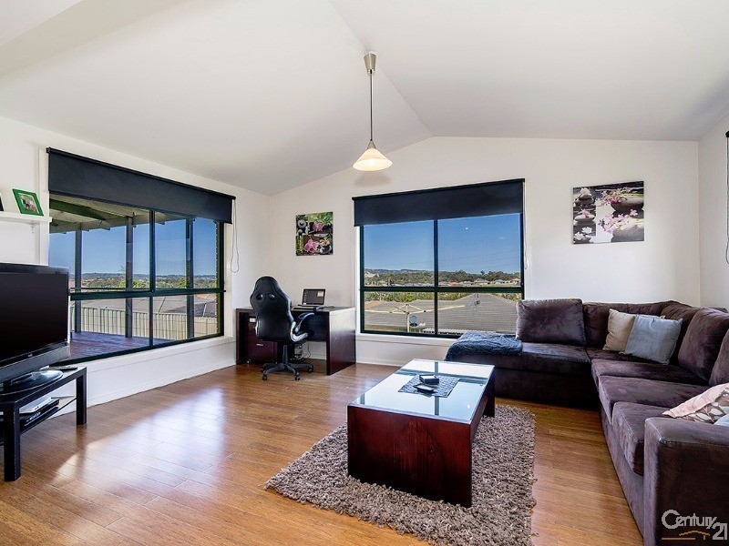 23 Woodbridge Drive, Cameron Park NSW 2285