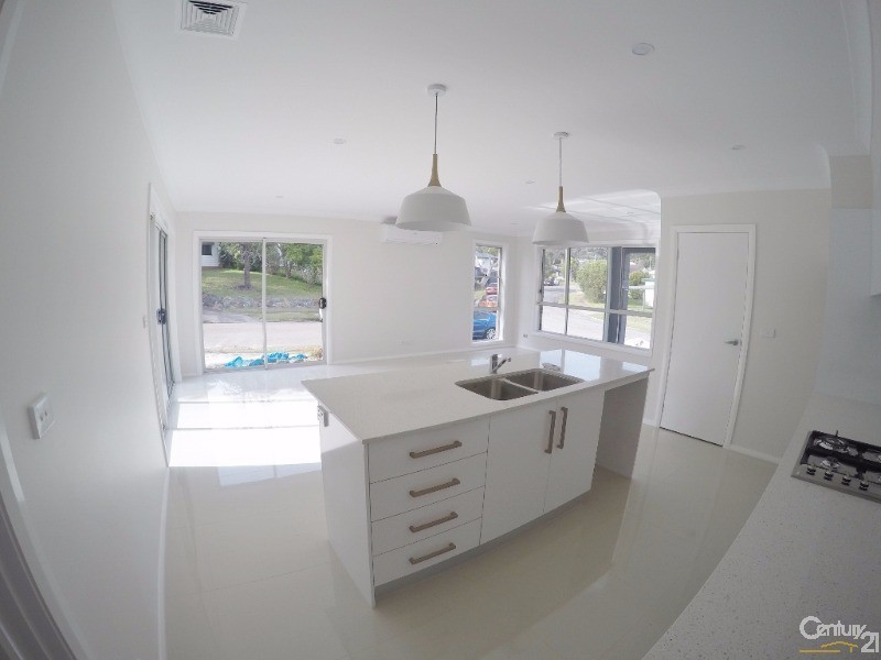 1a Dover Crescent, Waratah West NSW 2298