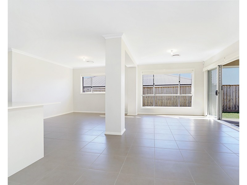 8 Bitta Street, Fletcher NSW 2287