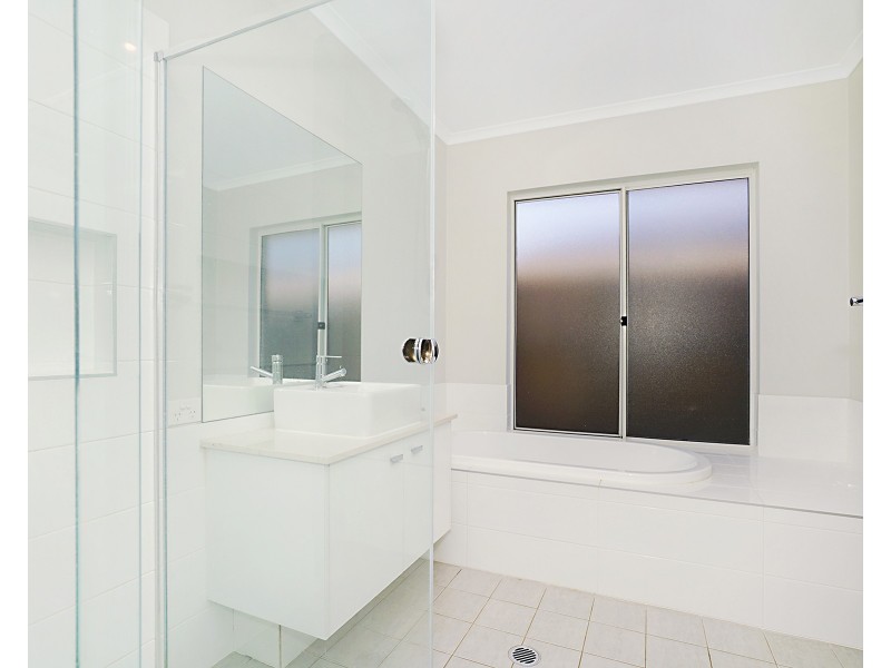 8 Bitta Street, Fletcher NSW 2287