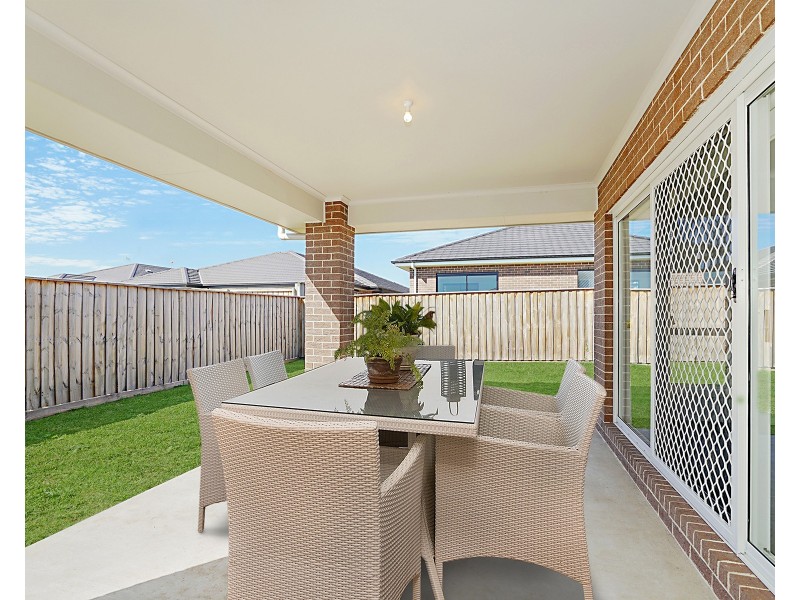 8 Bitta Street, Fletcher NSW 2287