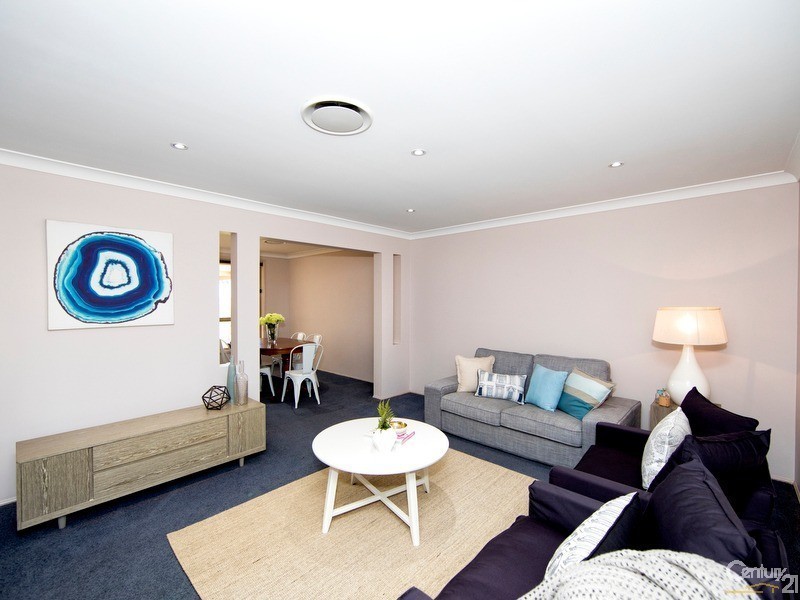 11 Whipbird Street, Maryland NSW 2287