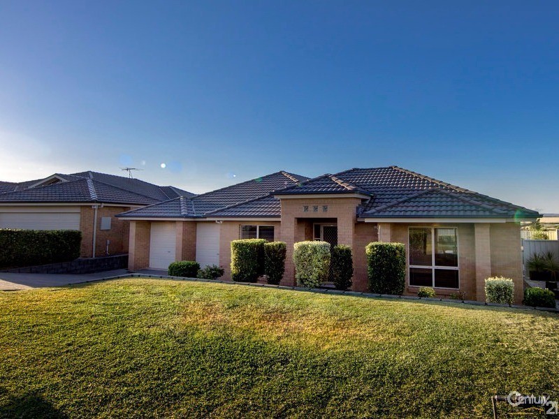 11 Whipbird Street, Maryland NSW 2287