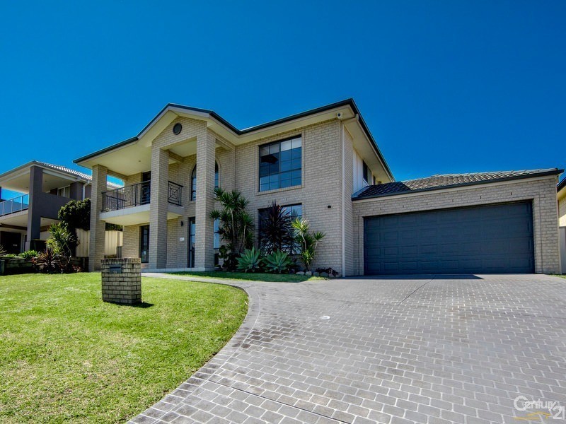 29 Camberwarra Drive, Belmont North NSW 2280