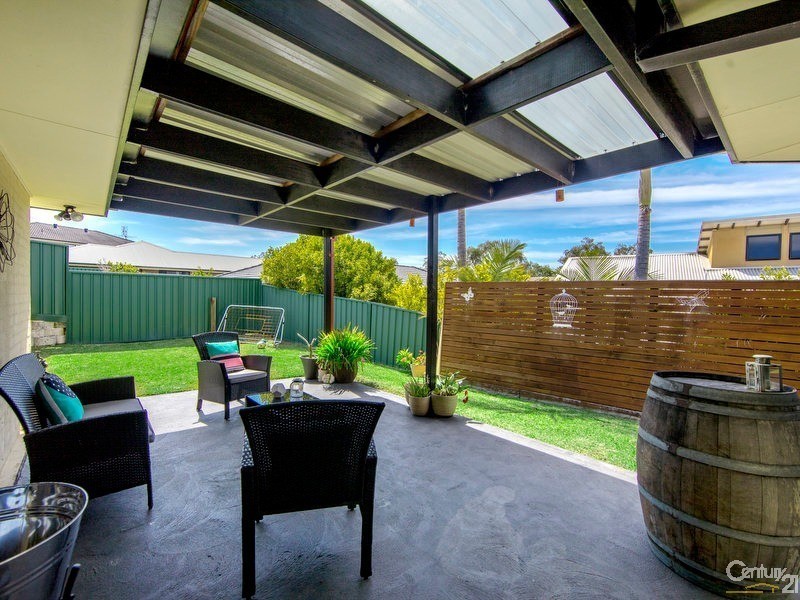 4 Amber Avenue, Fletcher NSW 2287