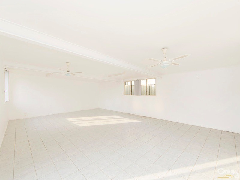 7 Angophora Drive, Warabrook NSW 2304