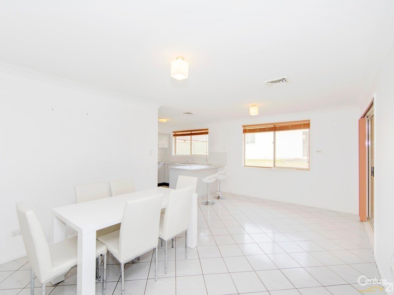 7 Angophora Drive, Warabrook NSW 2304