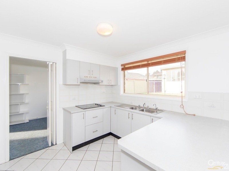7 Angophora Drive, Warabrook NSW 2304