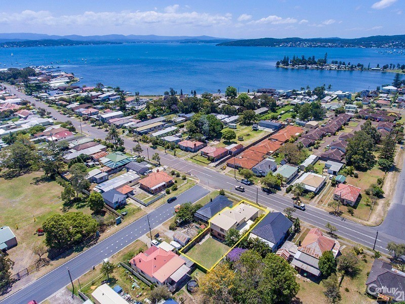 22 Marks Point Road, Marks Point NSW 2280