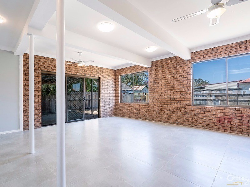 22 Marks Point Road, Marks Point NSW 2280