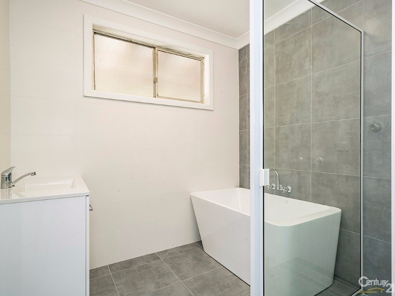 22 Marks Point Road, Marks Point NSW 2280