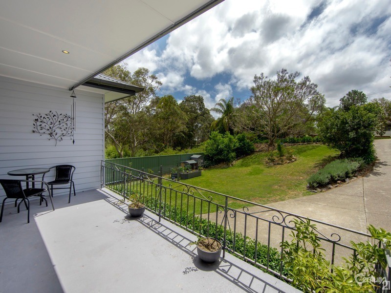 16 Regent Street, Tingira Heights NSW 2290