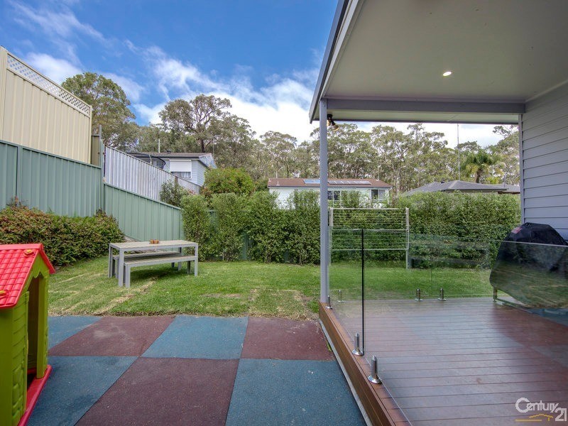 16 Regent Street, Tingira Heights NSW 2290