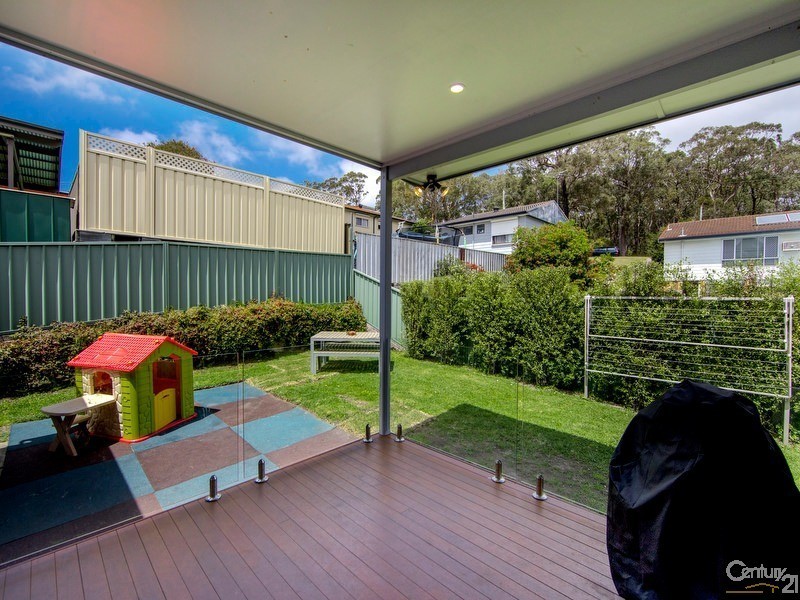 16 Regent Street, Tingira Heights NSW 2290