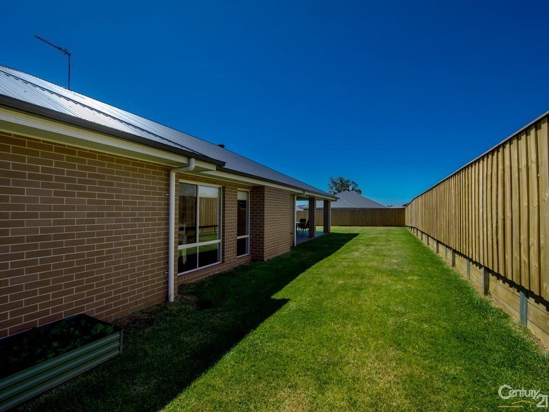 10 Birdwood Street, Chisholm NSW 2322