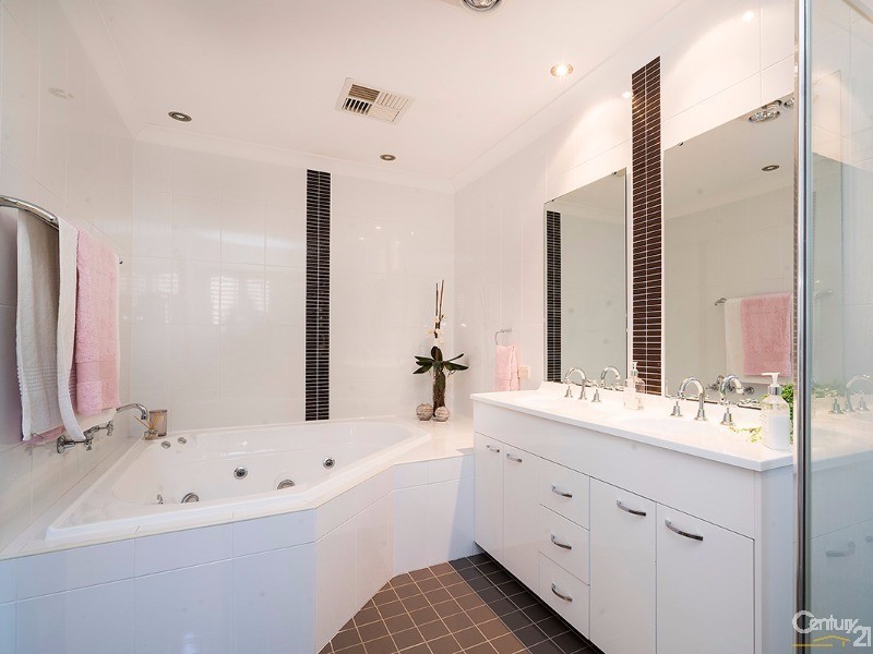 57 Hardes Avenue, Maryland NSW 2287