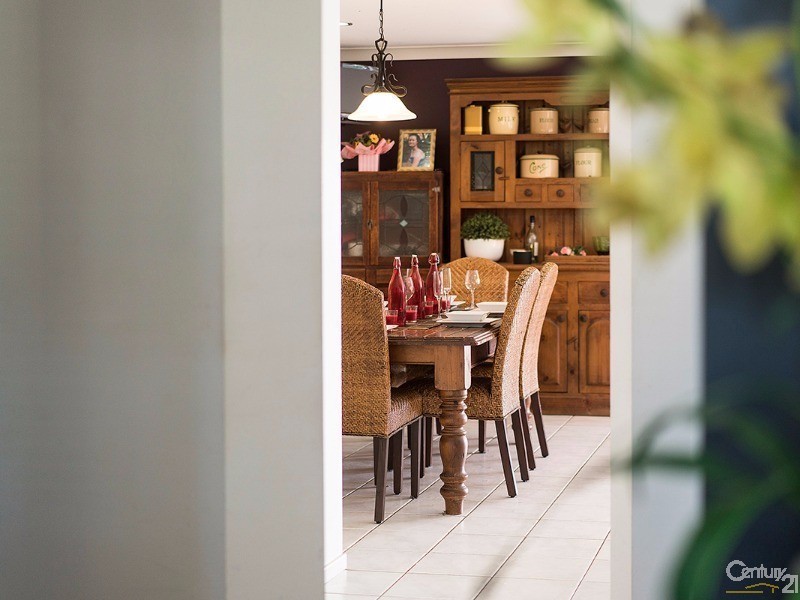 11 Jabiru Avenue, Maryland NSW 2287