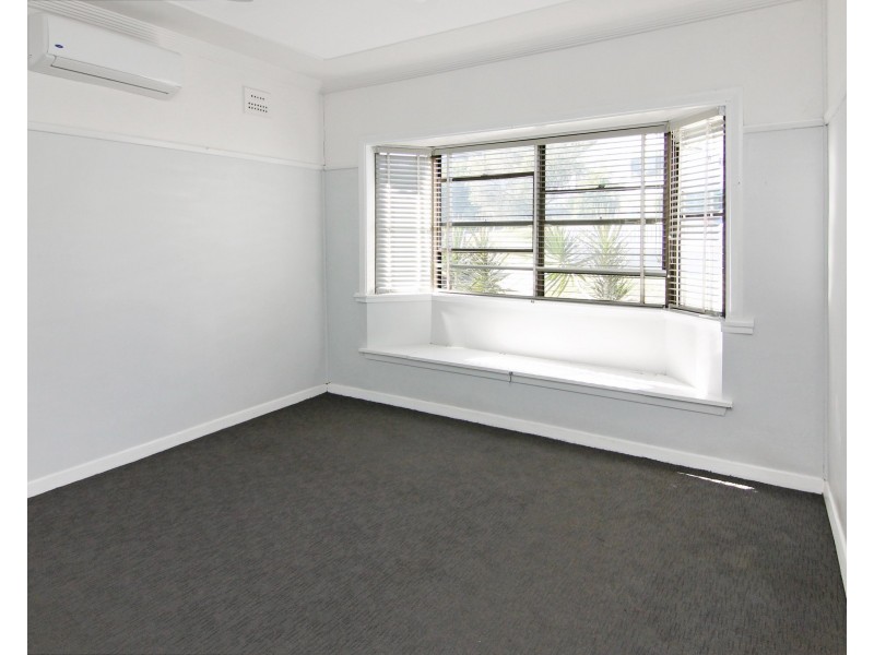 34 Angus Avenue, Waratah West NSW 2298