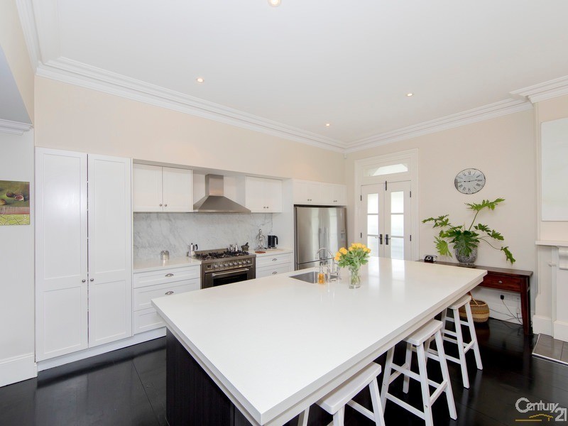 63 Union Street, Cooks Hill NSW 2300